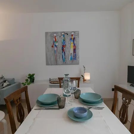 Apartment Mamma Ciccia - Il Nido Di Marty Mandello del Lario